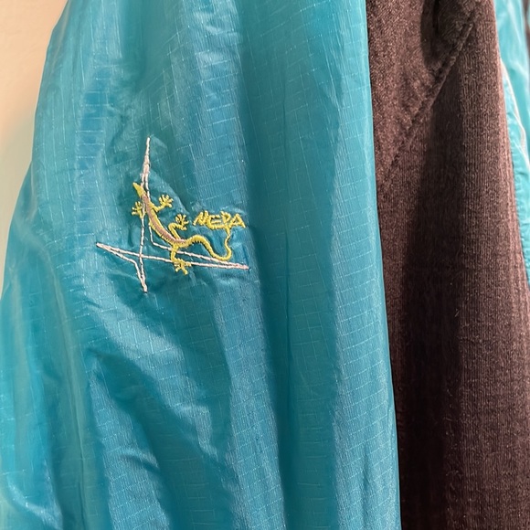 NEPA windbreaker jacket - Medium - Picture 5 of 10